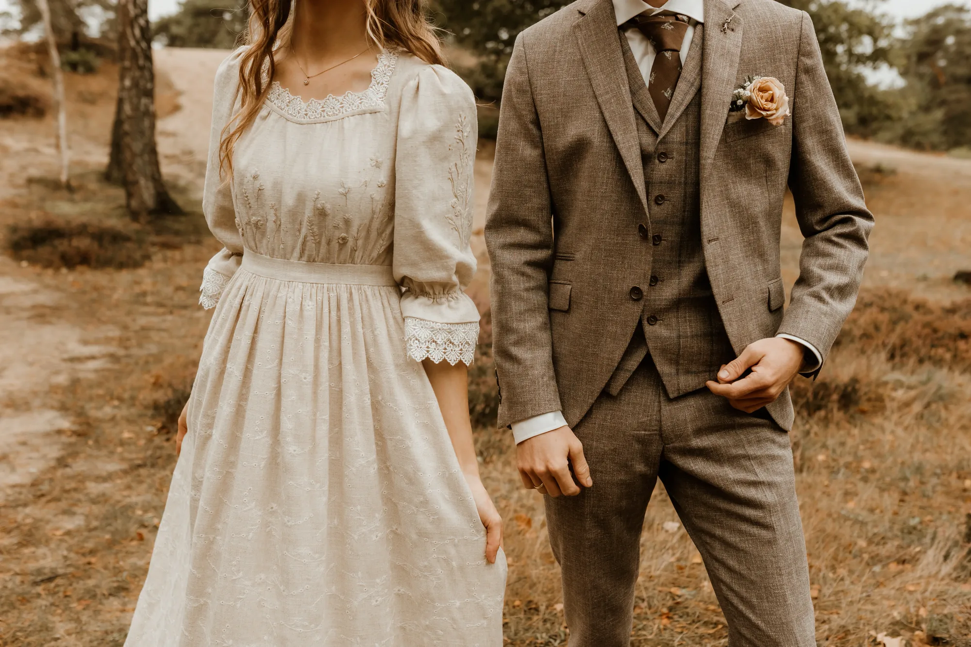 Bruiloft van Ivo en Heidi midden in het bos. — trouwfoto 20