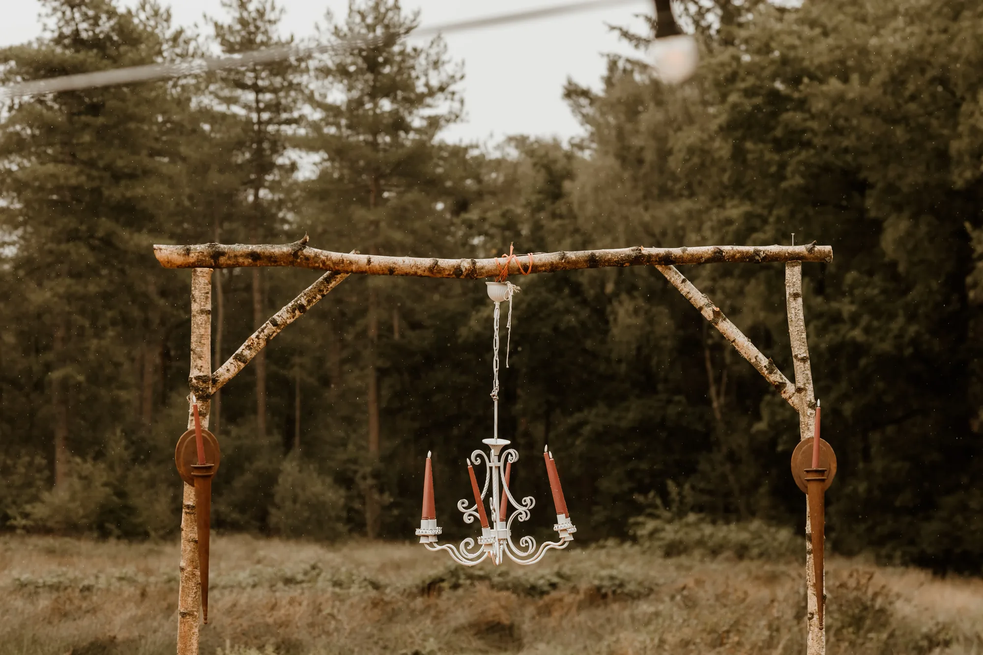 Bruiloft van Ivo en Heidi midden in het bos. — trouwfoto 46