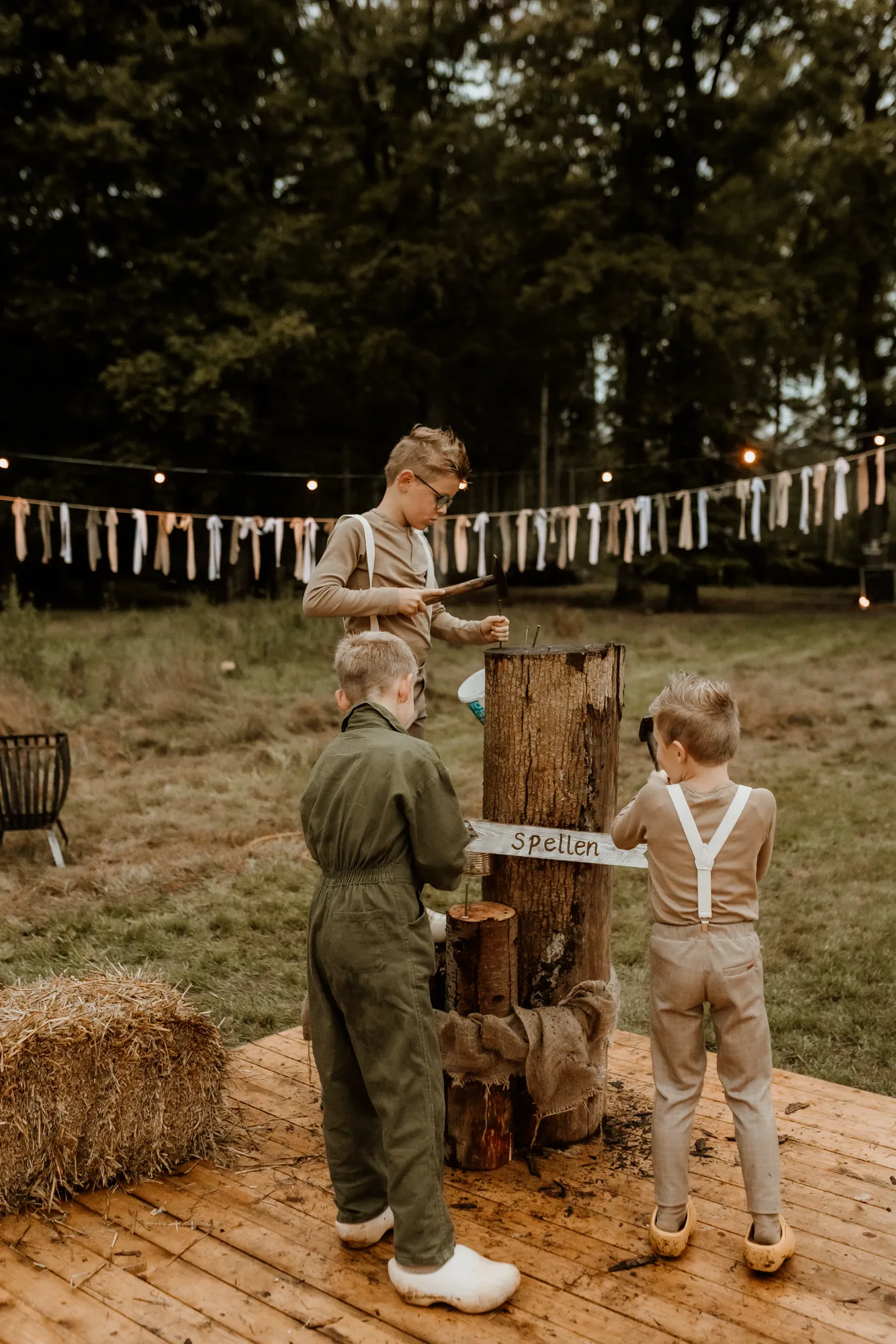 Bruiloft van Ivo en Heidi midden in het bos. — trouwfoto 72