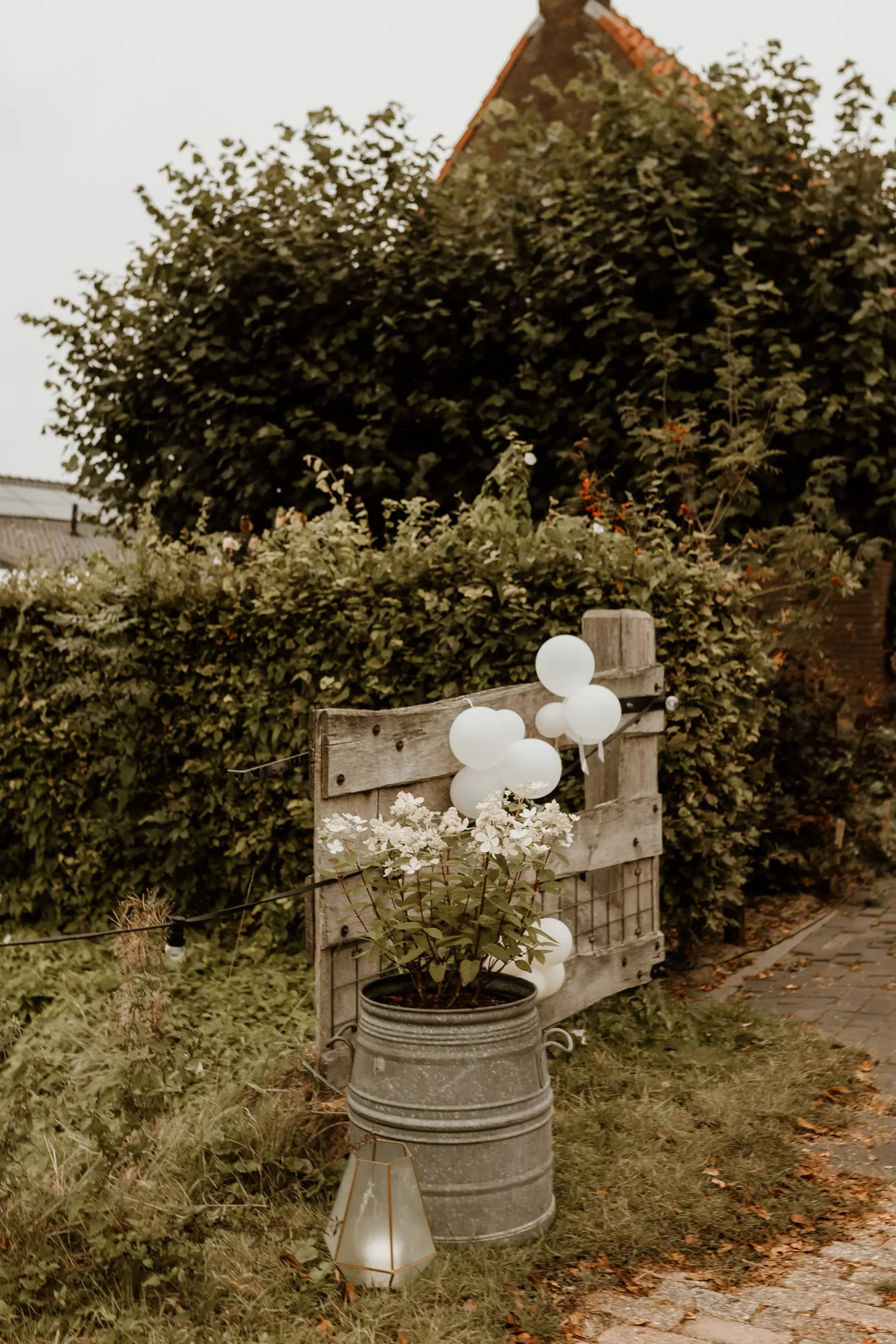 Bruiloft van Jesse en Janneke in Kampen — trouwfoto 2