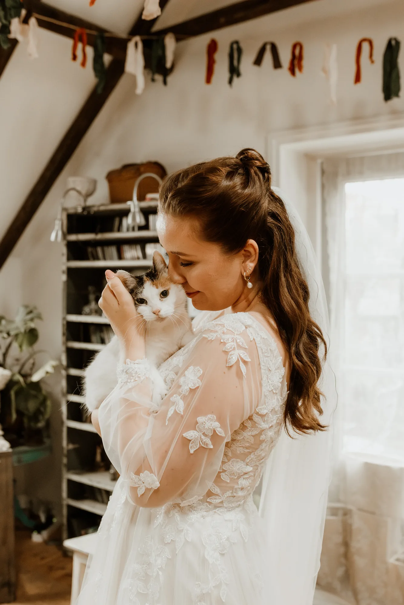 Bruiloft van Jesse en Janneke in Kampen — trouwfoto 24