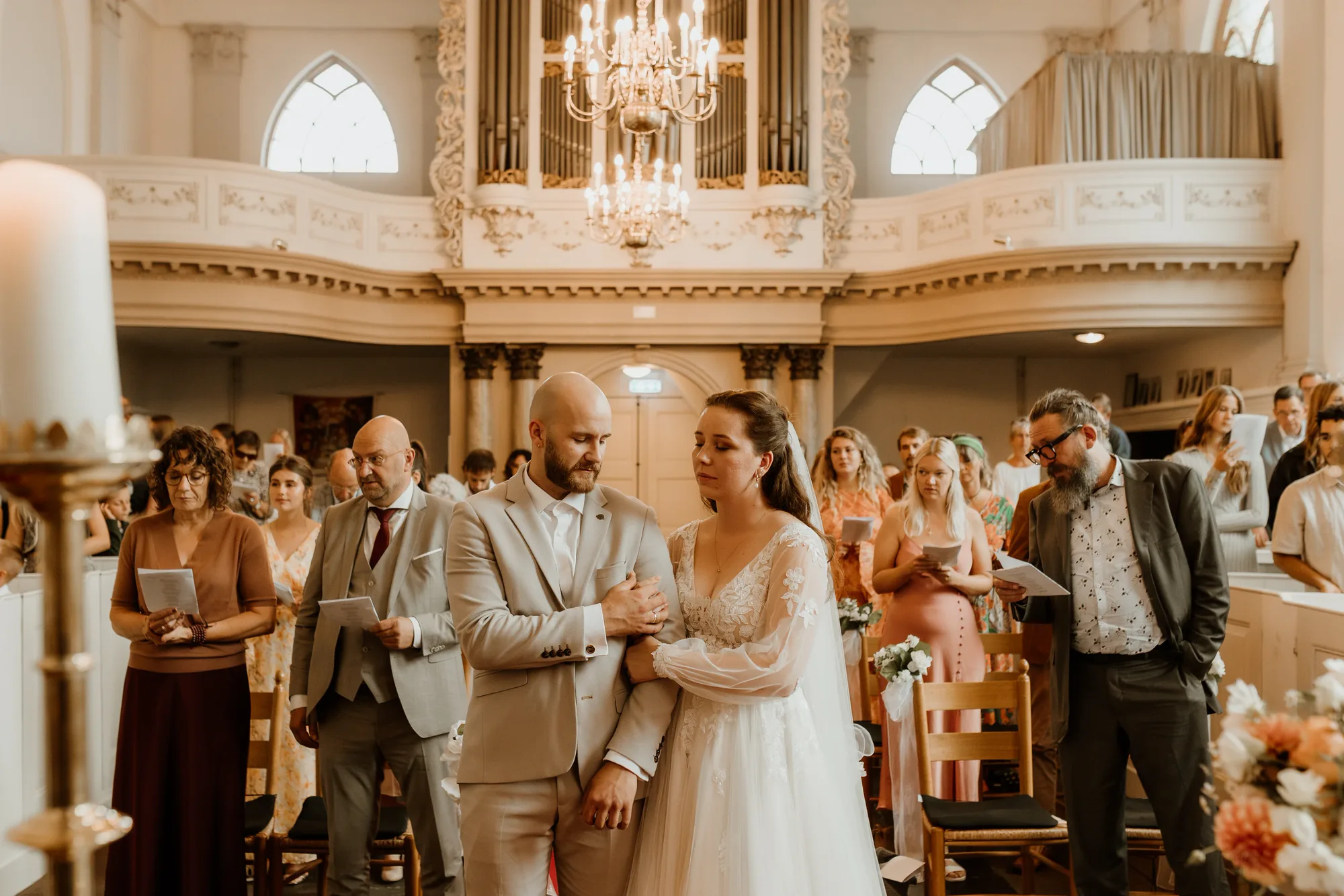 Bruiloft van Jesse en Janneke in Kampen — trouwfoto 50