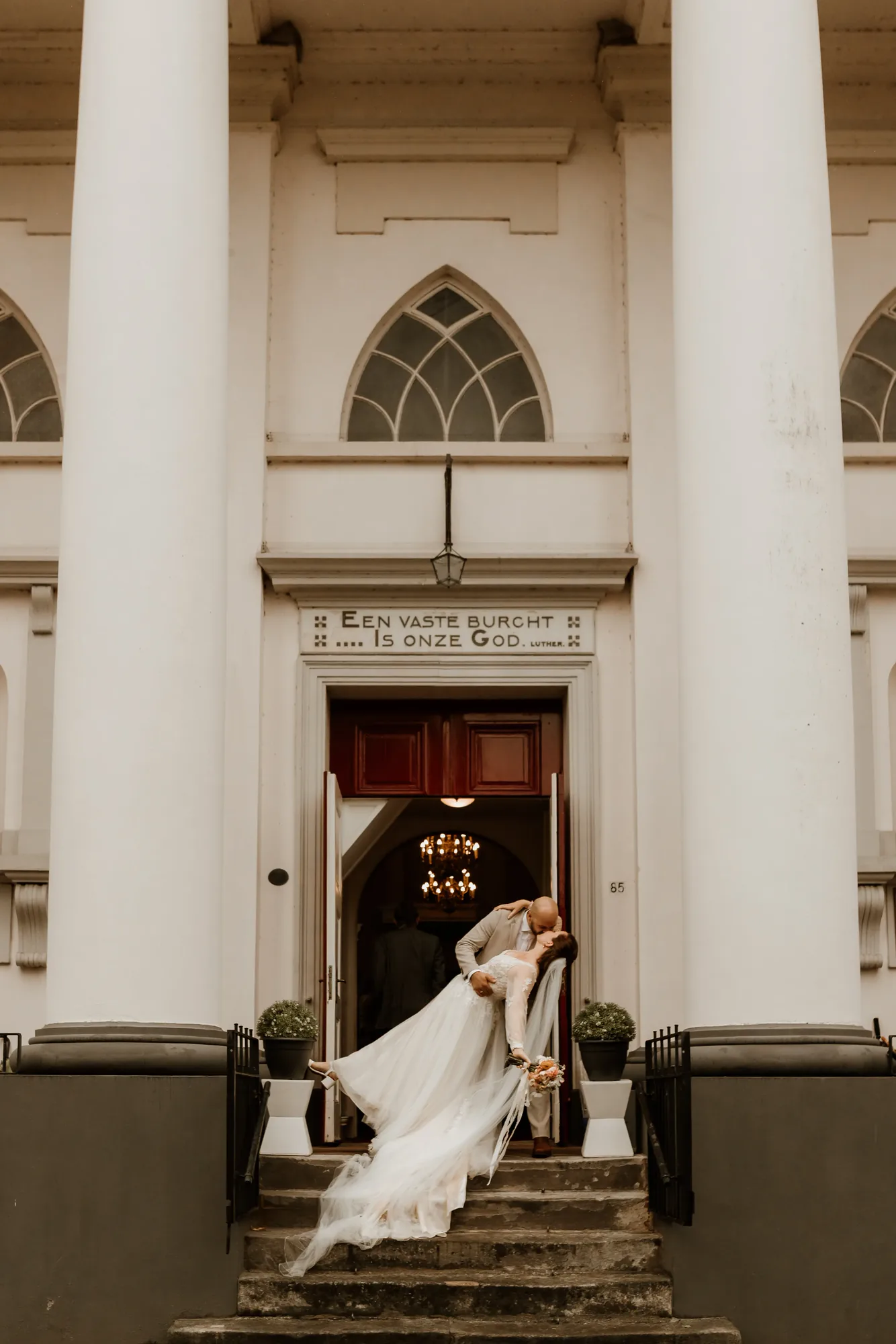 Bruiloft van Jesse en Janneke in Kampen — trouwfoto 52