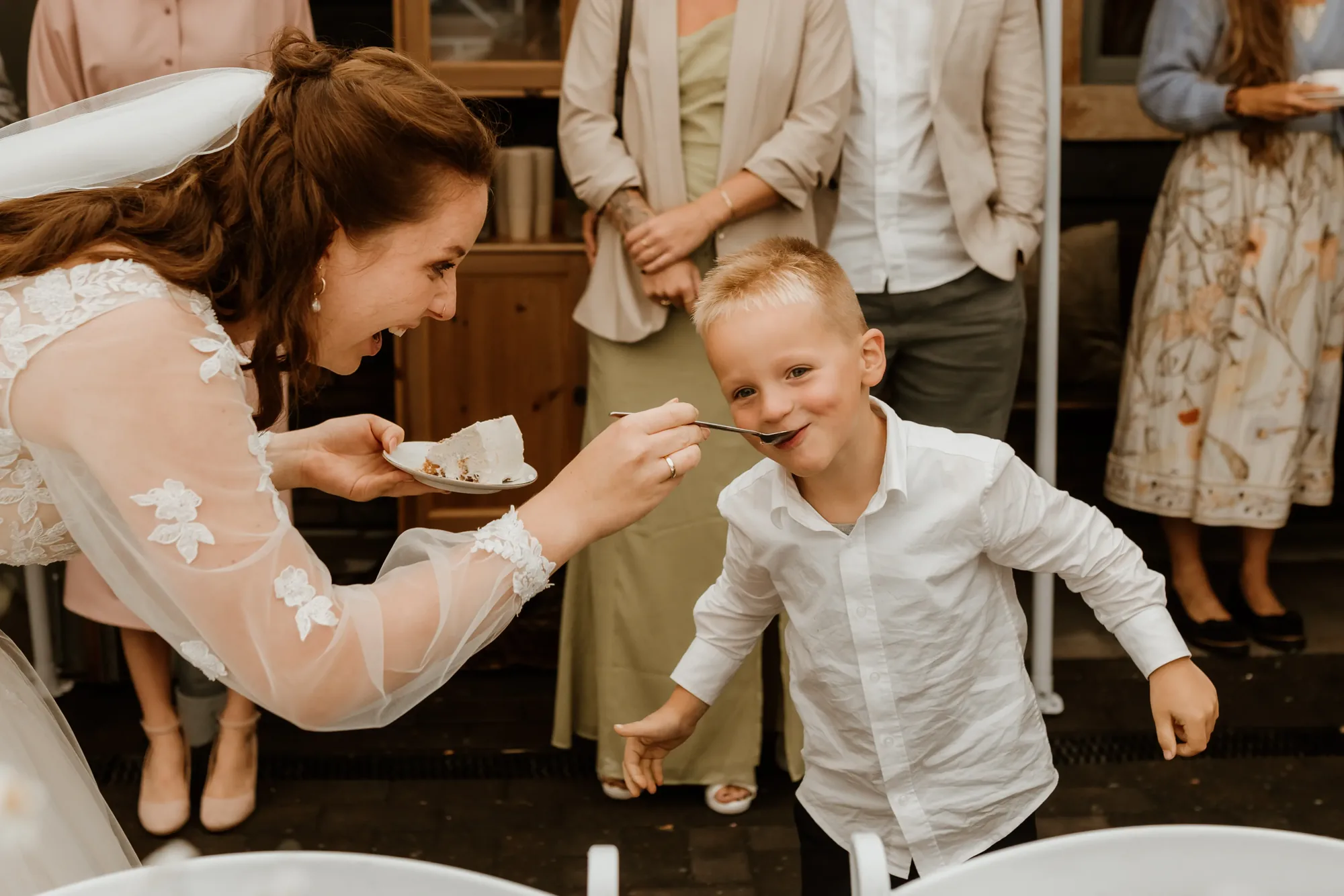 Bruiloft van Jesse en Janneke in Kampen — trouwfoto 59