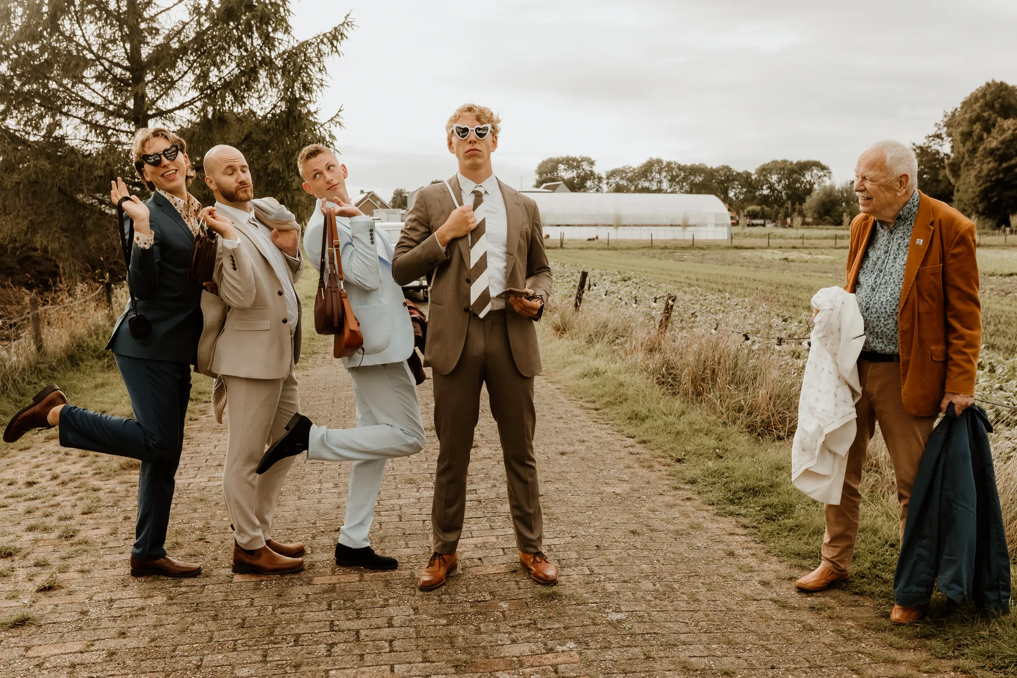 Bruiloft van Jesse en Janneke in Kampen — trouwfoto 71