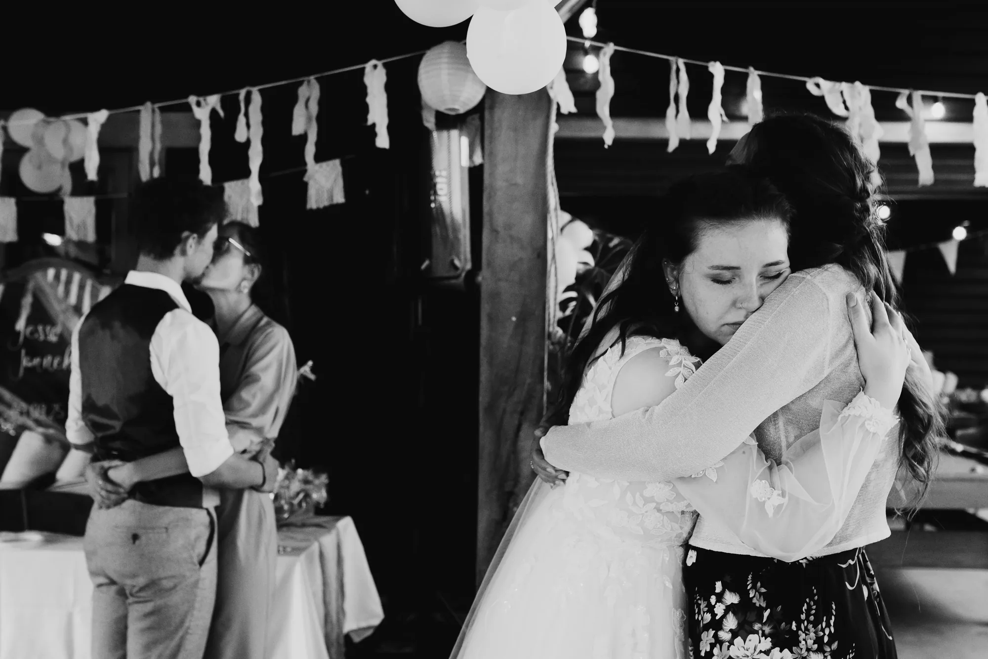 Bruiloft van Jesse en Janneke in Kampen — trouwfoto 77