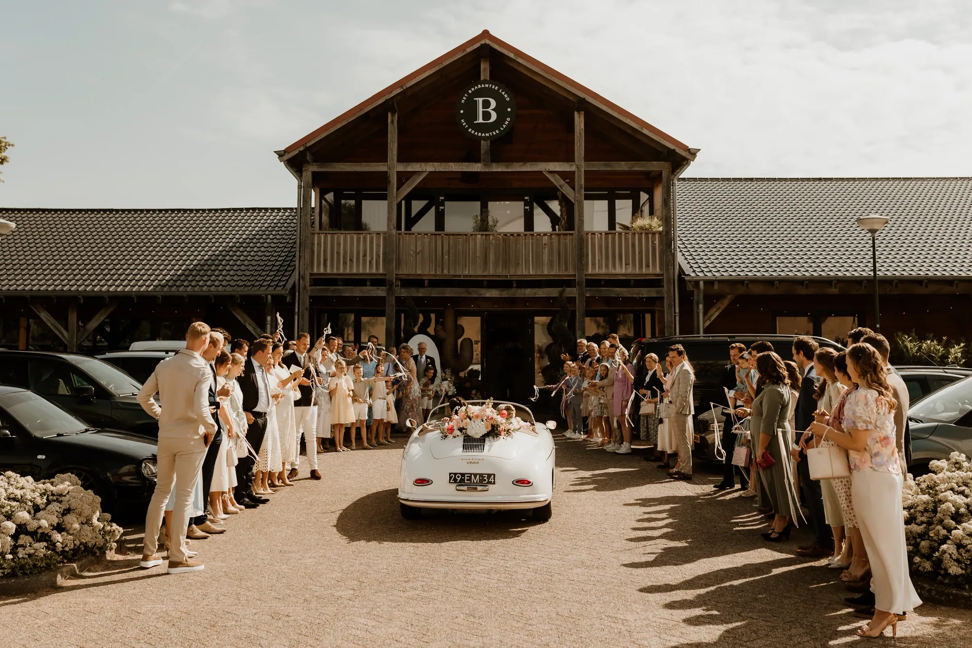 Bruiloft van Martijn en Marlise — trouwfoto 34