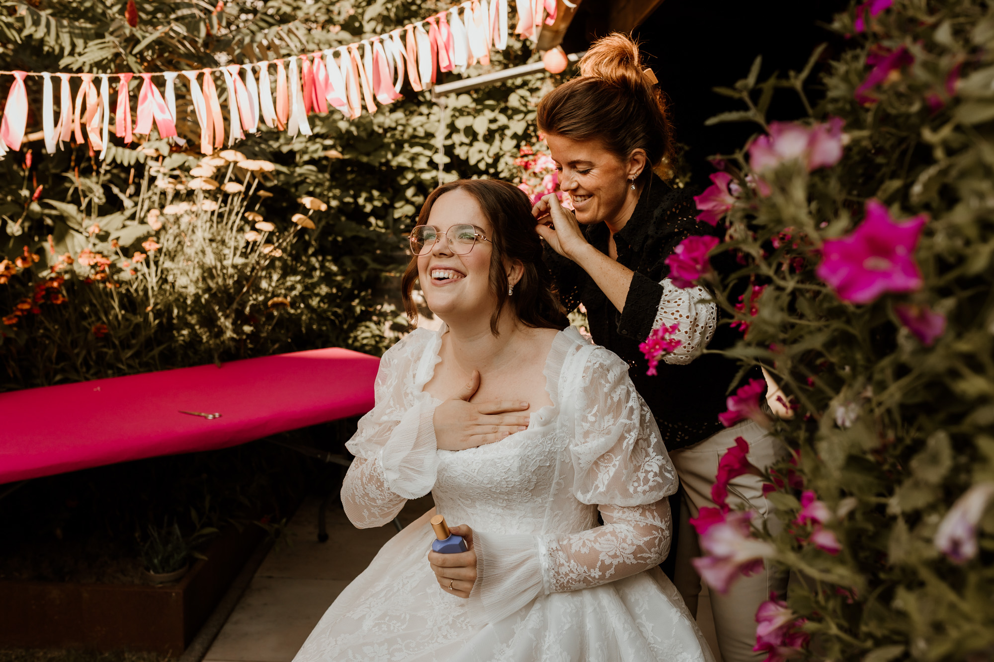Ruben en Lindy vieren de liefde — trouwfoto 17