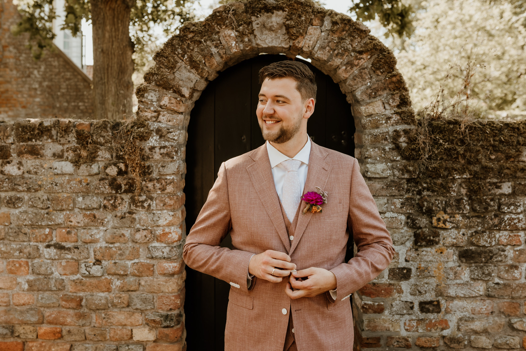 Ruben en Lindy vieren de liefde — trouwfoto 35