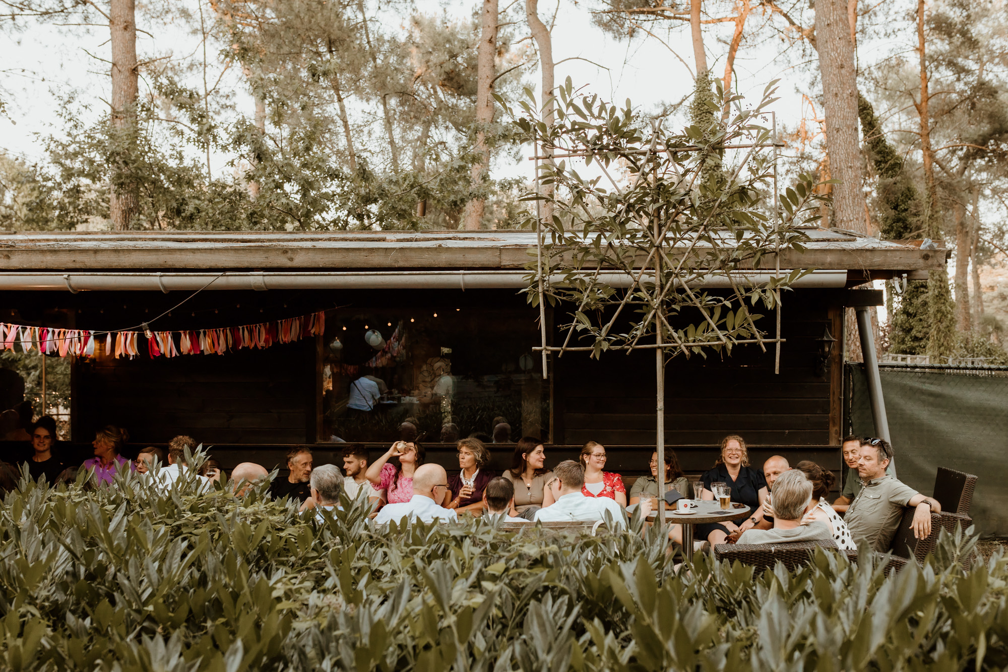 Ruben en Lindy vieren de liefde — trouwfoto 104