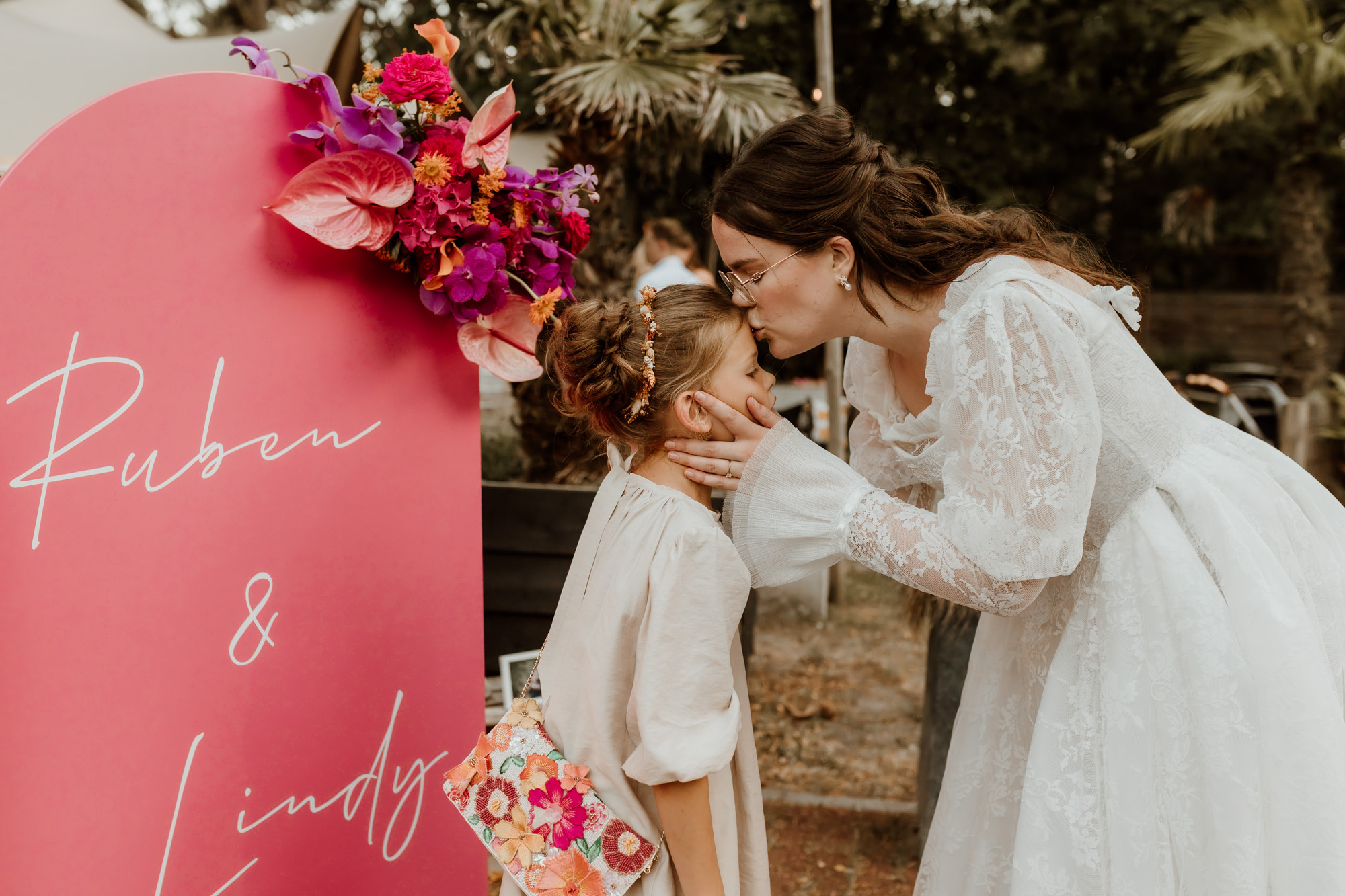 Ruben en Lindy vieren de liefde — trouwfoto 105