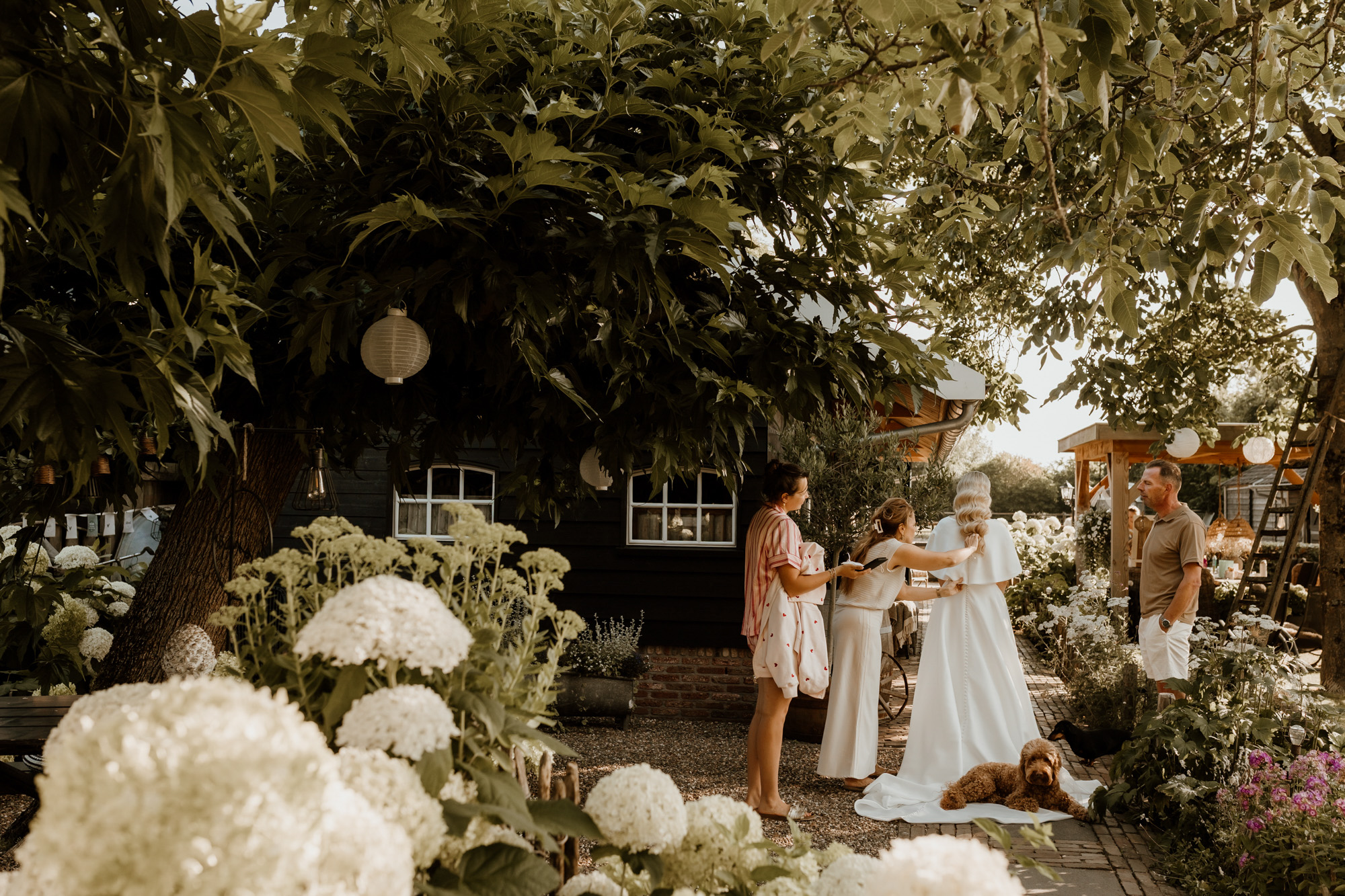 Tjeerd en Lisa trouwen bij Landhuis Wolfslaar in Breda — trouwfoto 11