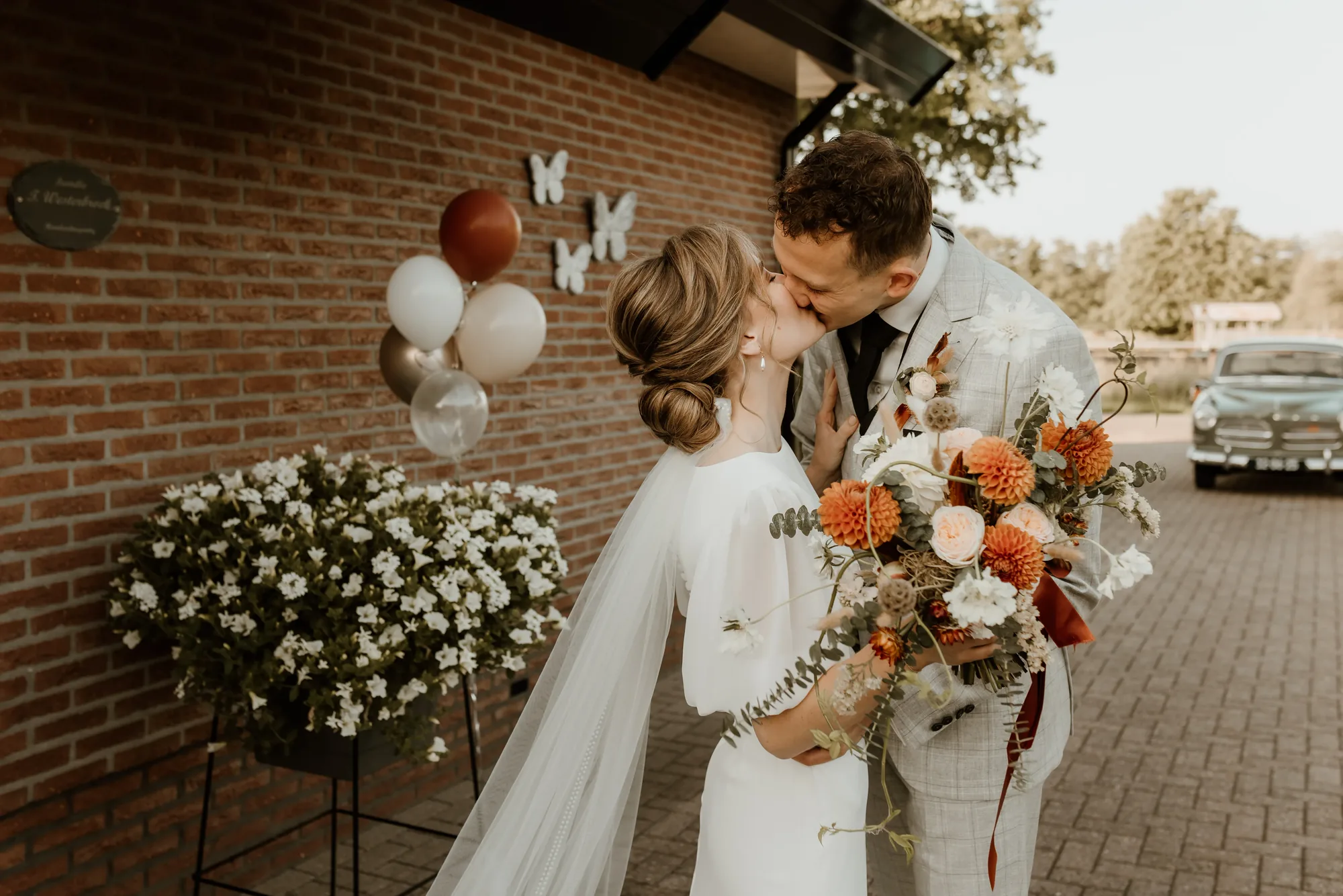 Bruiloft van Willem en Thirza op de Veluwe — trouwfoto 17