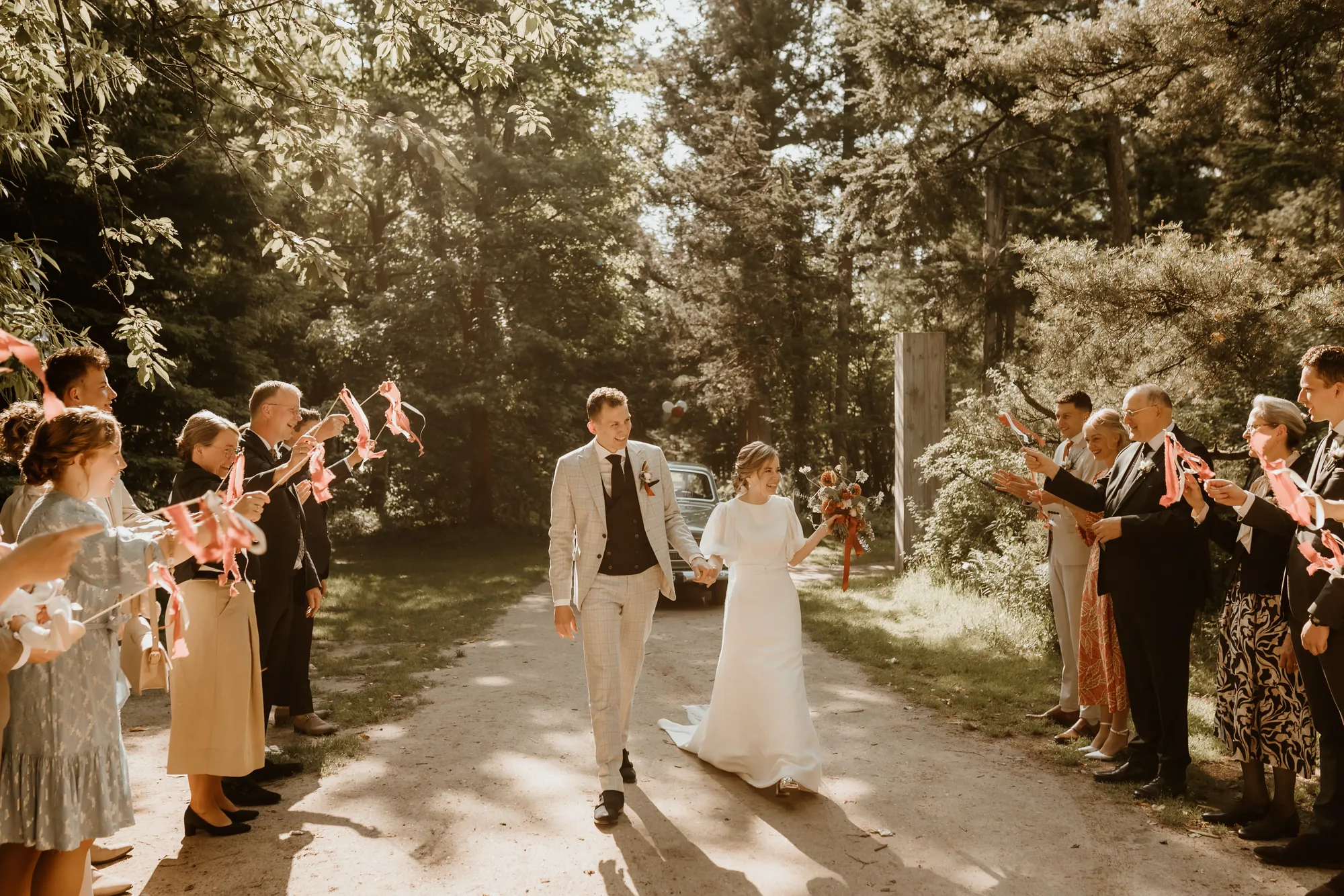 Bruiloft van Willem en Thirza op de Veluwe — trouwfoto 35