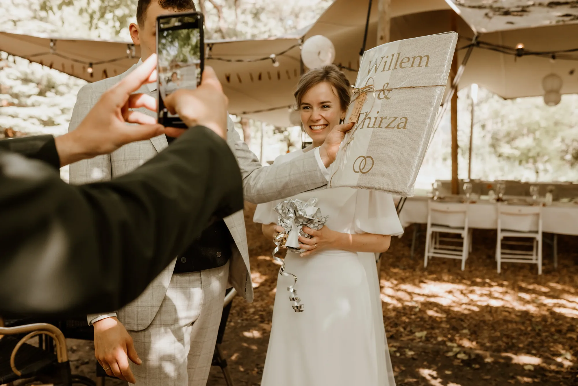 Bruiloft van Willem en Thirza op de Veluwe — trouwfoto 72